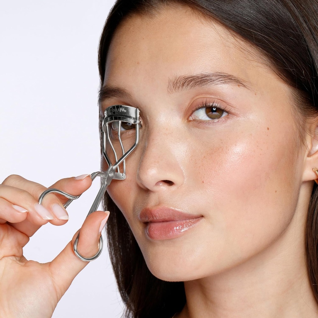 tweezerman-classic-eyelash-curler-with-r-4.jpg