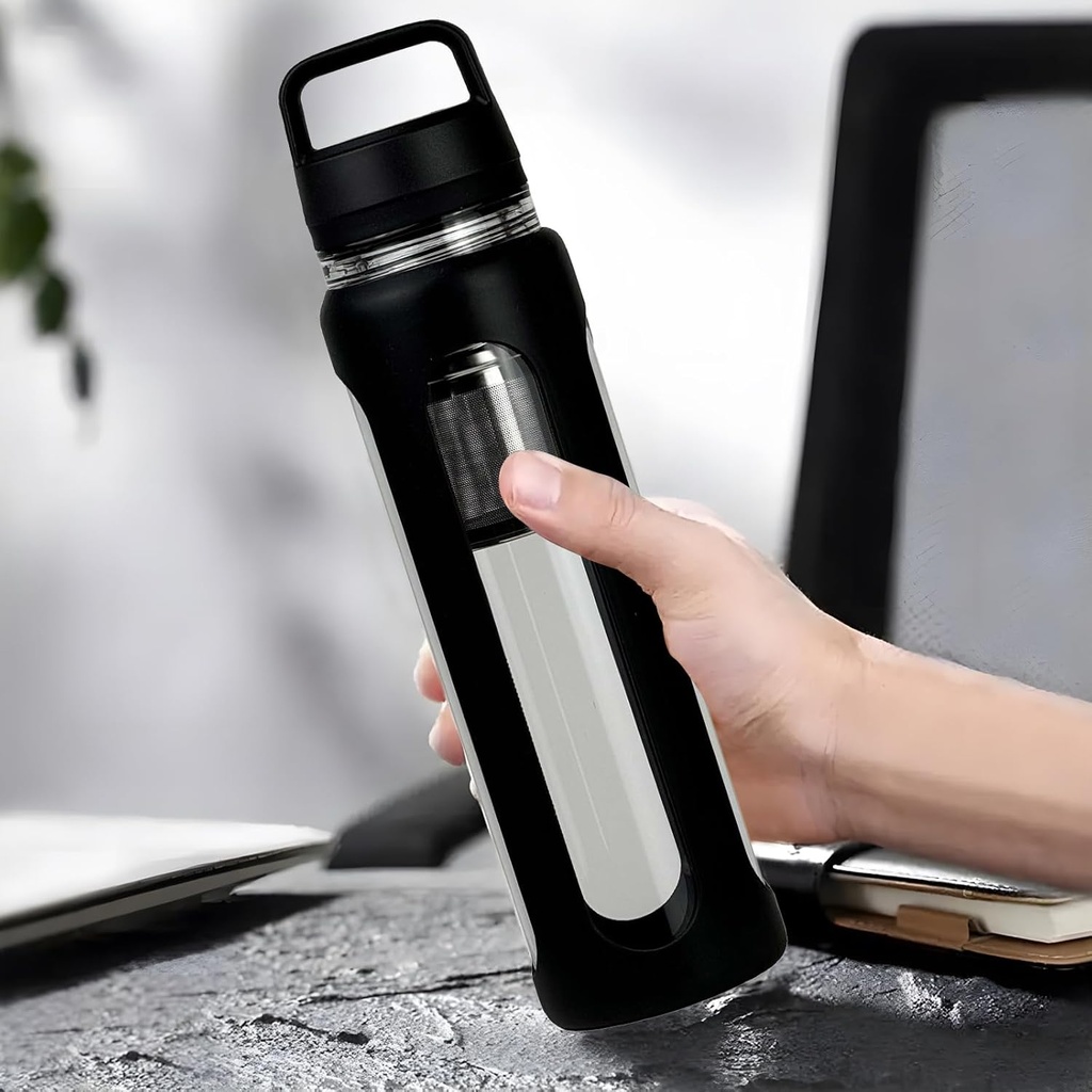 20oz-glass-water-bottle-with-silicone-sl-6.jpg