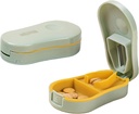 Işık Yeşil Küçük Pill XS Küçük ve Küçük Pills için Merkezleme Cihazı ile Splitter, Cuts Vitamins Tabletleri, Portatif Exquisite Pill Crusher For Purse Pocket